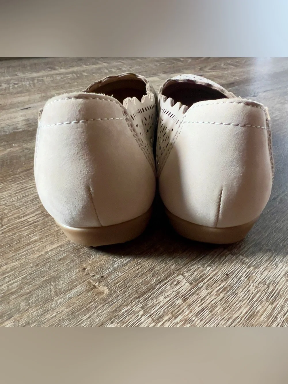 Earth Bria Round Toe Ballet Flats Casual Slip-On Shoes- Size 10 WIDE